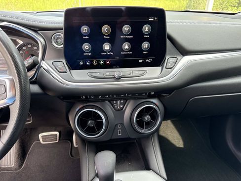 Used 2023 Chevrolet Blazer LT w/ Midnight/Sport Edition FWD image 22