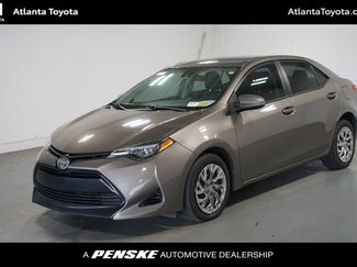 Used 2018 Toyota Corolla LE video 1