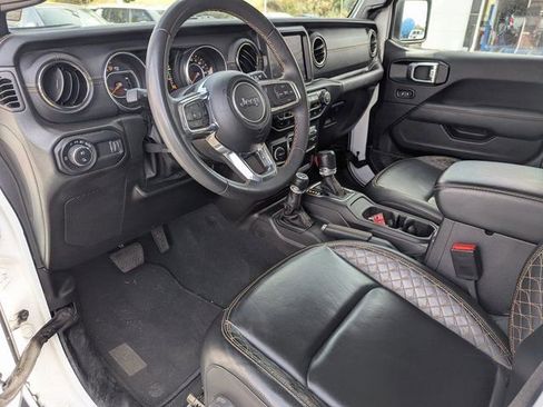 Used 2023 Jeep Gladiator Overland image 22