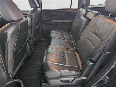Used 2023 Honda Passport TrailSport image 17