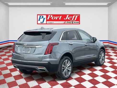 Used 2022 Cadillac XT5 Premium Luxury image 4