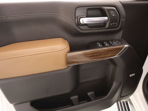 Used 2023 Chevrolet Silverado 3500 High Country AWD/4WD image 16
