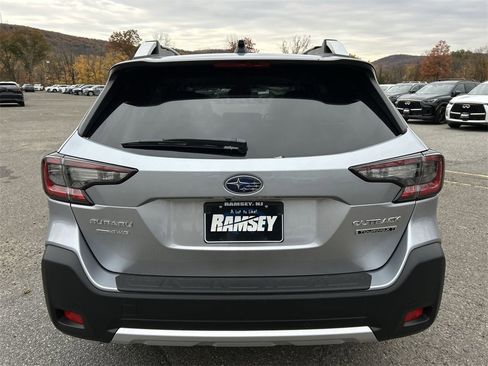 New 2025 Subaru Outback Touring XT image 16