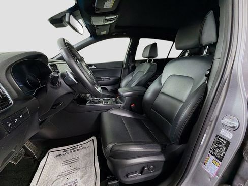 Used 2021 Kia Sportage S w/ S AWD Premium Package image 12