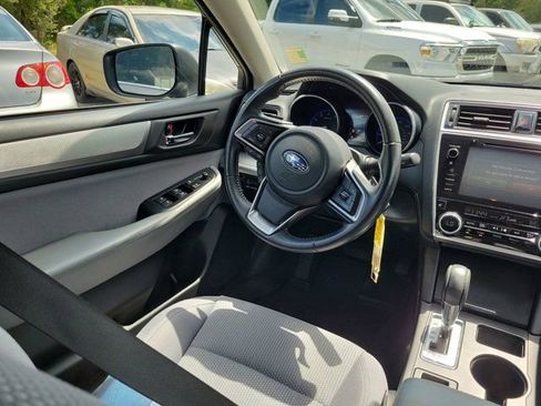 Used 2018 Subaru Outback 2.5i Premium AWD/4WD image 22