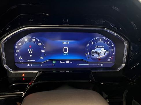 Used 2024 Chevrolet Silverado 1500 ZR2 w/ Technology Package image 24