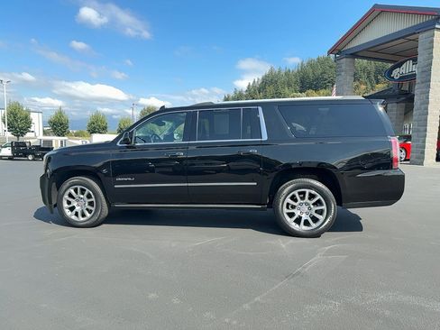 Used 2019 GMC Yukon XL Denali w/ Open Road Package AWD/4WD image 8