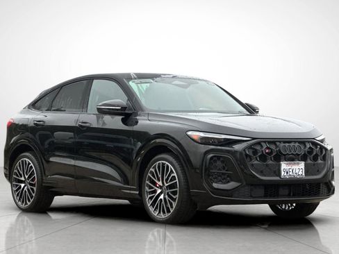 Used 2025 Audi SQ5 Premium Plus image 17