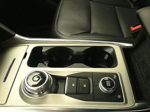 Certified 2023 Ford Explorer Limited w/ Limited Technology Package image 16