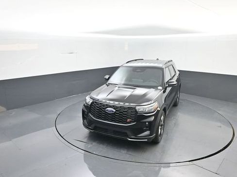 New 2026 Ford Explorer ST image 25