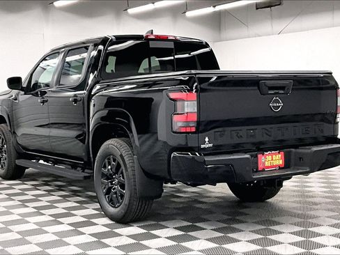 New 2026 Nissan Frontier SV w/ All-Weather Content Package AWD/4WD image 4