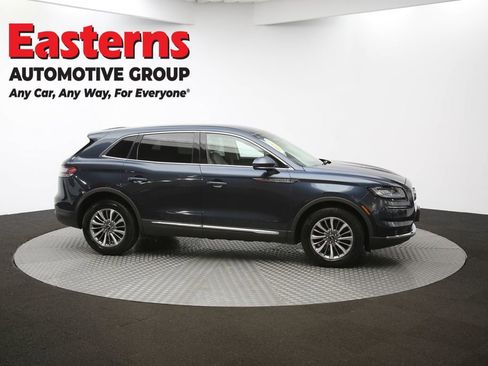 Used 2022 Lincoln Nautilus AWD w/ Premium Package image 45