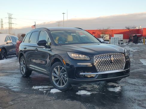 New 2026 Lincoln Corsair Premiere image 1