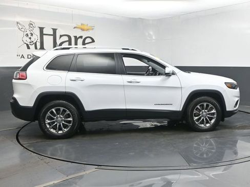 Used 2020 Jeep Cherokee Latitude Plus w/ Comfort/Convenience Group AWD/4WD image 37