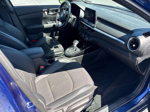 Used 2021 Kia Forte GT-Line image 13