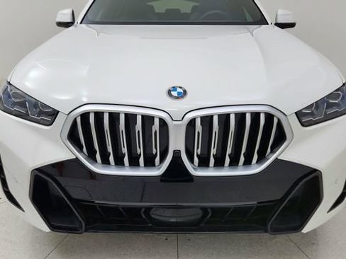 Used 2026 BMW X6 xDrive40i image 8