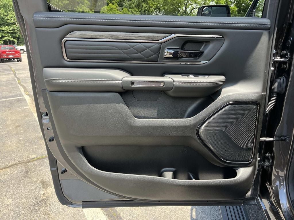 Used 2026 RAM 1500 Limited AWD/4WD image 30
