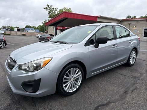 Used 2012 Subaru Impreza 2.0i Premium AWD/4WD image 3