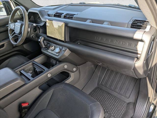 Used 2022 Land Rover Defender 110 V8 AWD/4WD image 24
