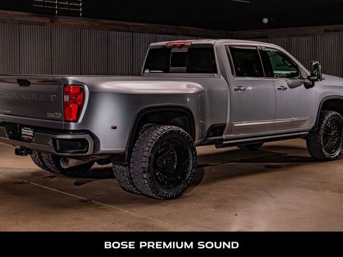 Used 2025 Chevrolet Silverado 3500 High Country w/ High Country Premium Package AWD/4WD image 10