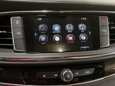 Used 2019 Buick Enclave Essence image 49