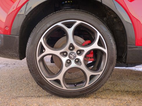 Used 2024 Alfa Romeo Tonale Veloce image 43