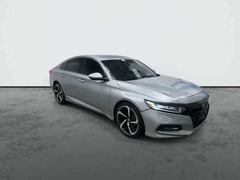 Used 2019 Honda Accord Sport image 5