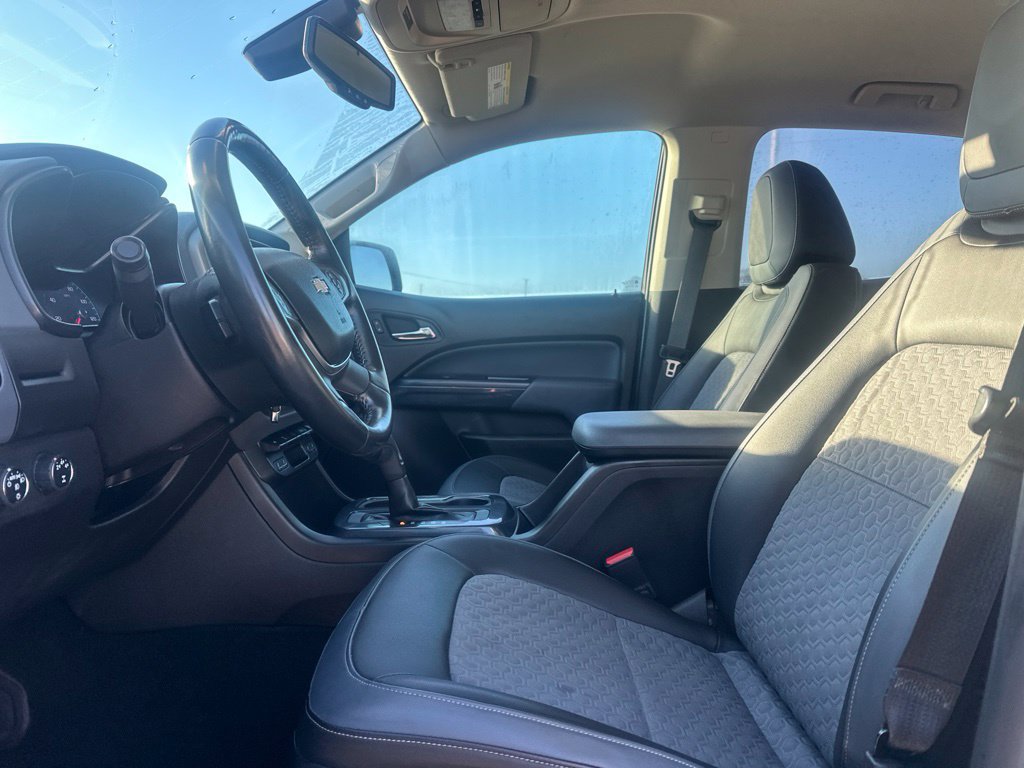 Used 2016 Chevrolet Colorado Z71 AWD/4WD image 12