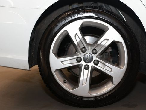 Used 2018 Audi A3 2.0T Premium w/ Convenience Package image 26