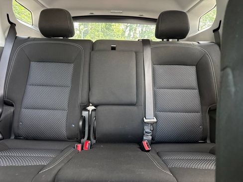 Used 2023 GMC Terrain SLE w/ Driver Convenience Package AWD/4WD image 23