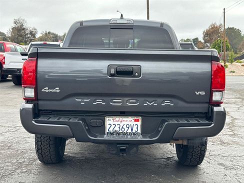 Used 2023 Toyota Tacoma SR5 w/ Technology Package AWD/4WD image 10