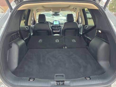 Used 2020 Ford Escape Titanium w/ Titanium Premium Package 2.0 image 17