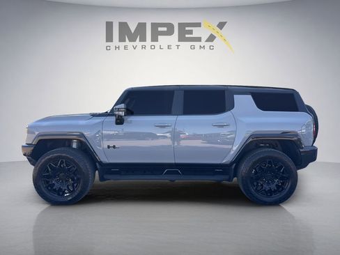 Used 2025 GMC Hummer EV 2X AWD/4WD image 2