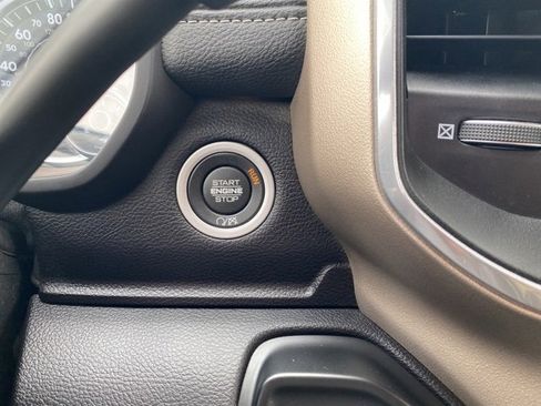 Used 2020 RAM 2500 Laramie image 17