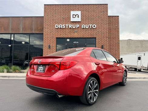 Used 2017 Toyota Corolla SE w/ Carpet Mat Package (TMS) FWD image 7