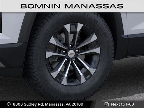 New 2026 Chevrolet Equinox LT w/ Safety and Technology Package image 9