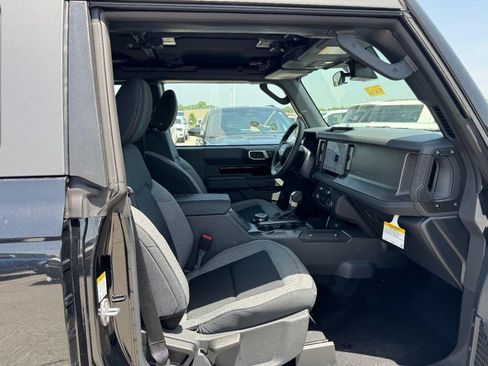 New 2026 Ford Bronco 2-Door AWD/4WD image 5