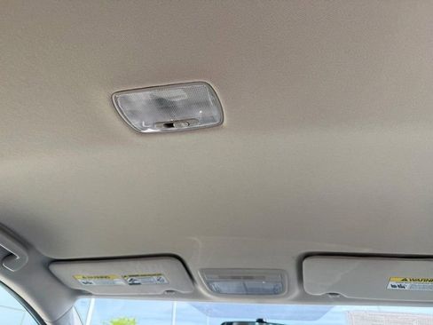 Used 2021 Honda HR-V LX image 15