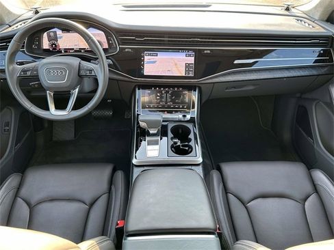 Used 2019 Audi Q8 Prestige w/ Luxury Package image 16