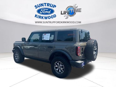 Used 2025 Ford Bronco Badlands AWD/4WD image 3