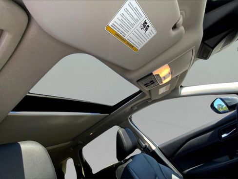 New 2025 Nissan Rogue SL w/ Tech Package image 13