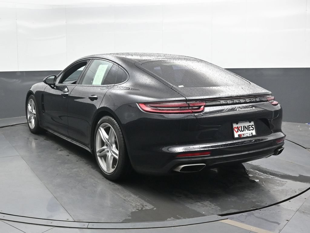 Used 2019 Porsche Panamera image 9