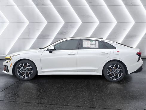 New 2026 Kia K5 EX image 2