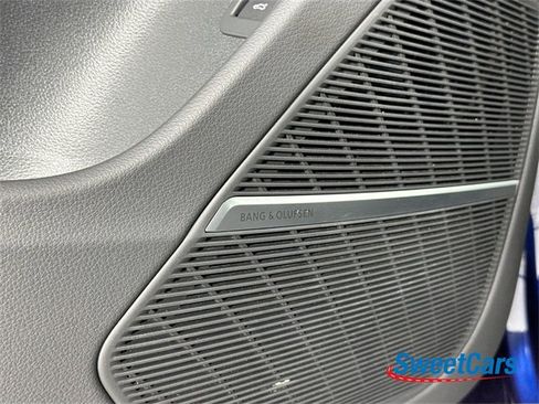 Used 2024 Audi RS Q8 image 41