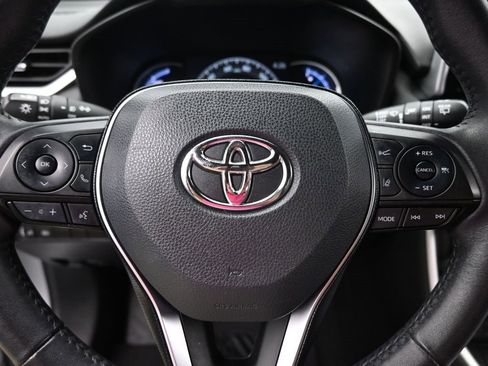 Certified 2021 Toyota RAV4 XSE w/ Carpet Mat Package (TMS) image 11