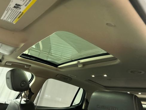 Used 2017 GMC Acadia Denali w/ Technology Package image 21