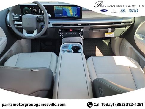 New 2026 Hyundai Ioniq 9 SEL image 11