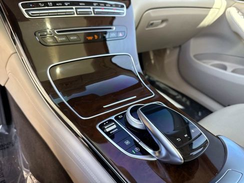 Used 2018 Mercedes-Benz GLC 300 image 29