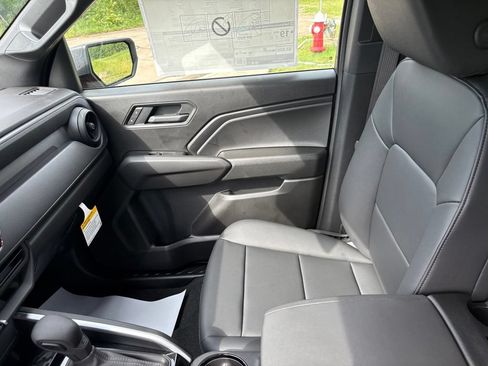 New 2026 Chevrolet Colorado W/T w/ WT Custom Package AWD/4WD image 16