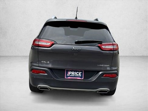 Used 2018 Jeep Cherokee Limited AWD/4WD image 6